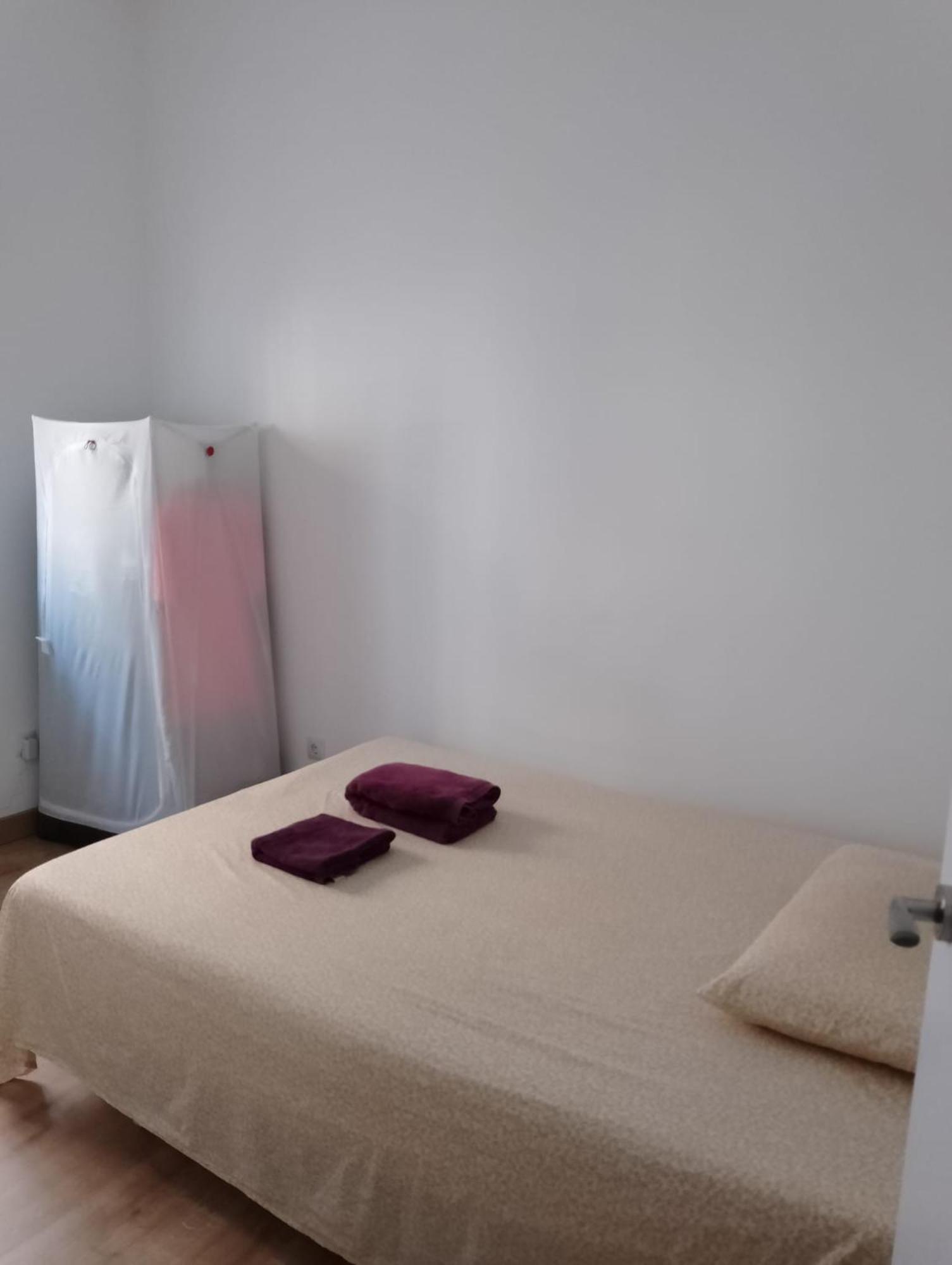 Habitacion En Piso Compartido มาดริด ภายนอก รูปภาพ