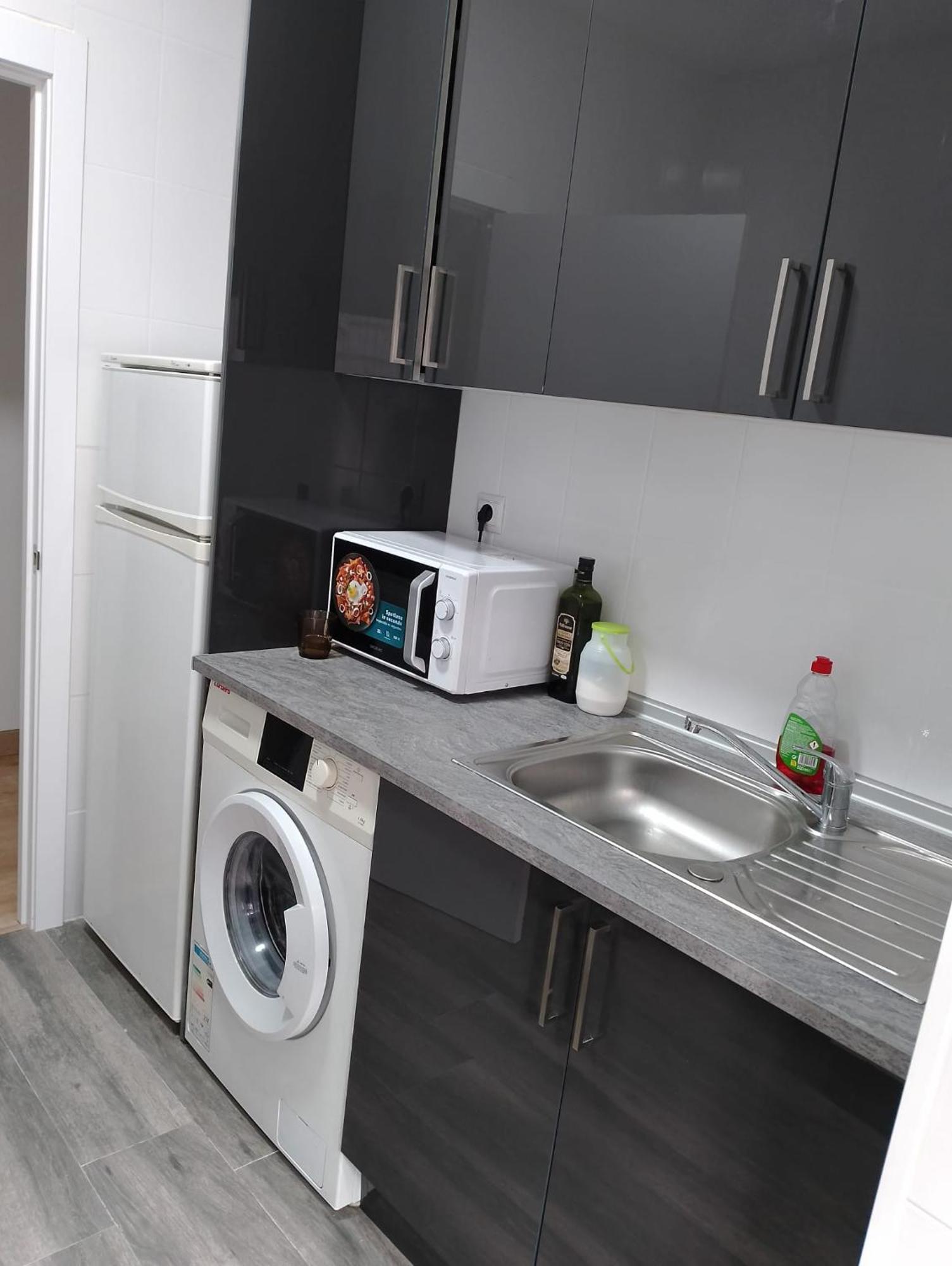 Habitacion En Piso Compartido มาดริด ภายนอก รูปภาพ