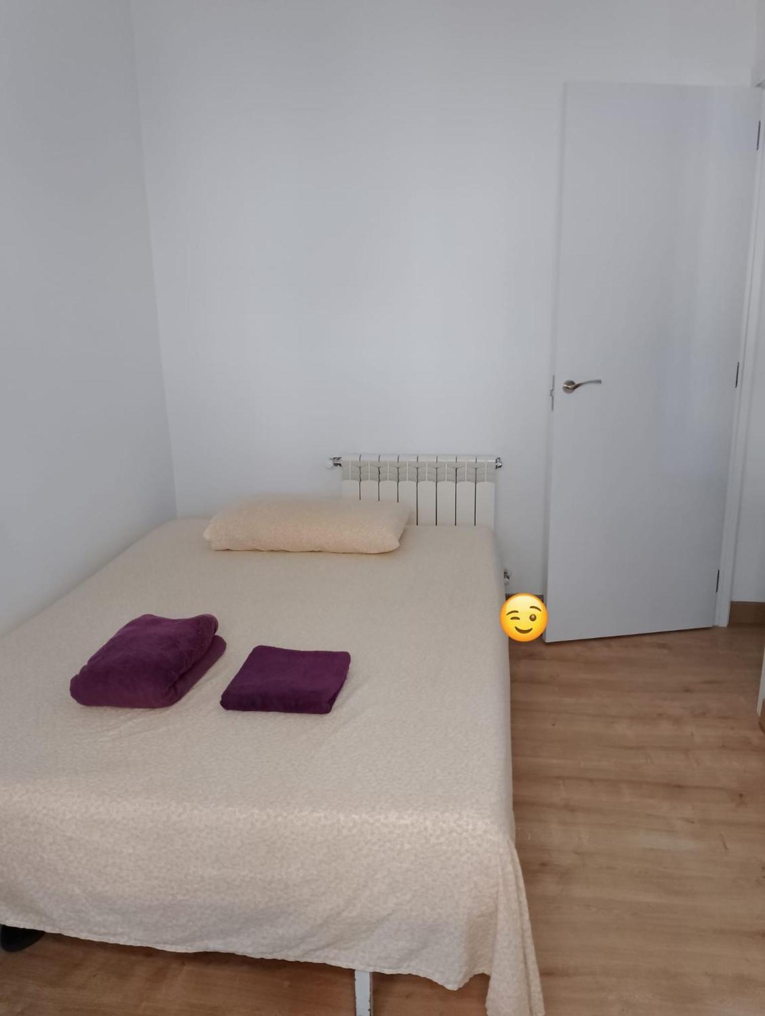 Habitacion En Piso Compartido มาดริด ภายนอก รูปภาพ